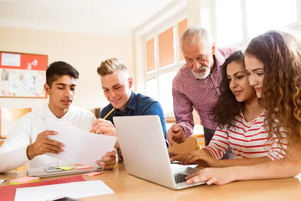 Top Internships For High School Students