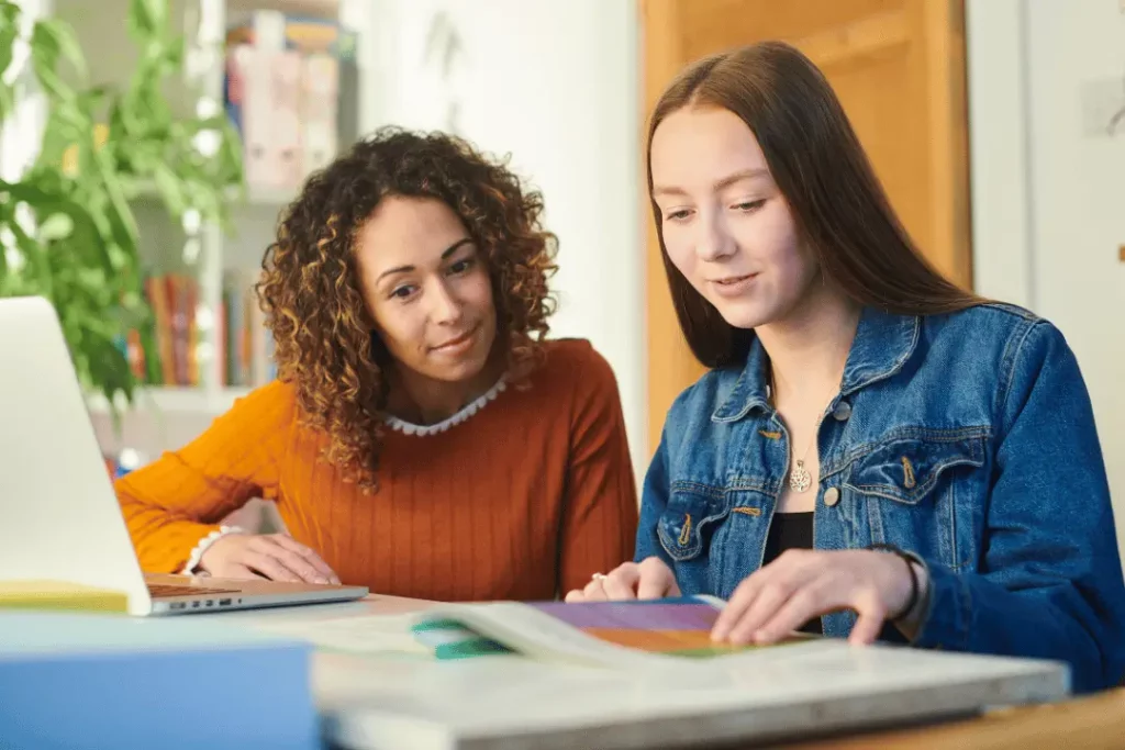how to choose the right academic tutor